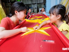 Người trẻ giữ sợi chỉ vàng thêu hồn dân tộc